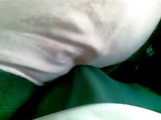 La Japonaise Haruka video porn jeune Ohsawa se fait défoncer la chatte gentiment et lentement