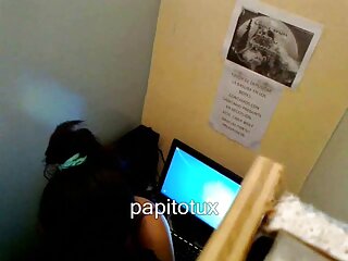 La prostituée ligotée tatouée Nikki site de films porno gratuit Hearts se fait baiser par plusieurs pervers dans la chambre noire